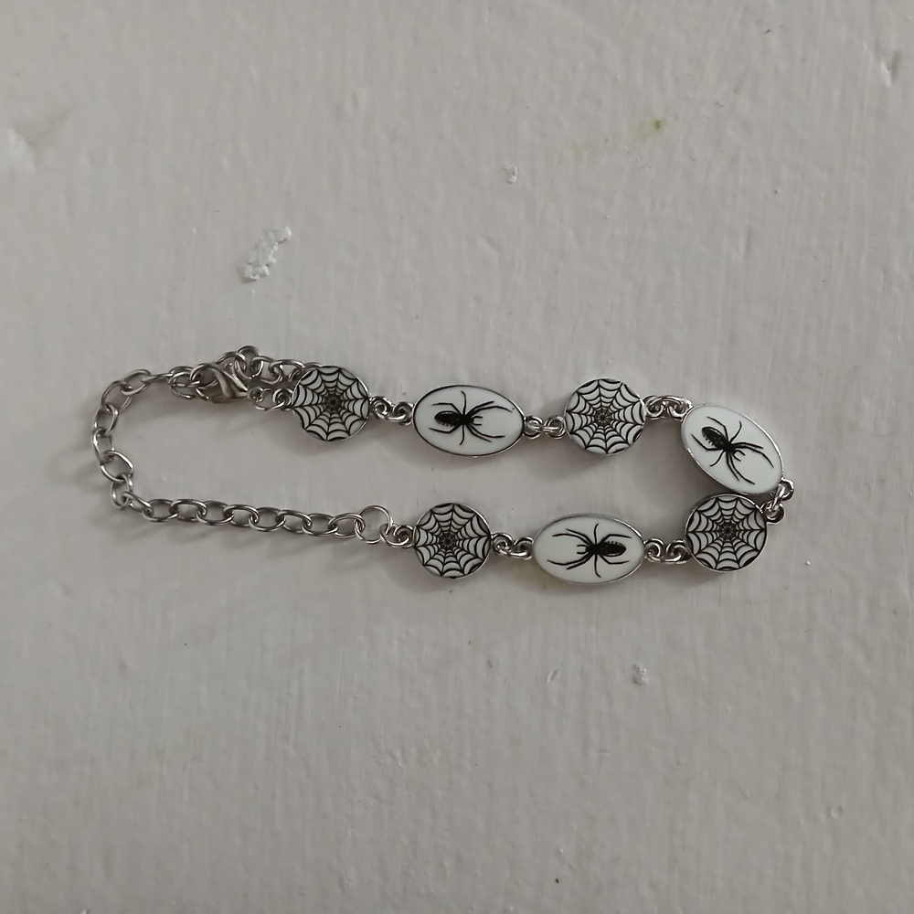 Spider Web Bracelet in Black and White